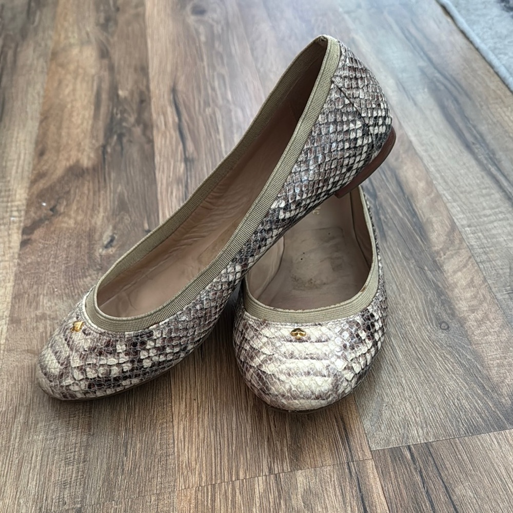 Kate Spade Brown Snake Skin Flats size 6